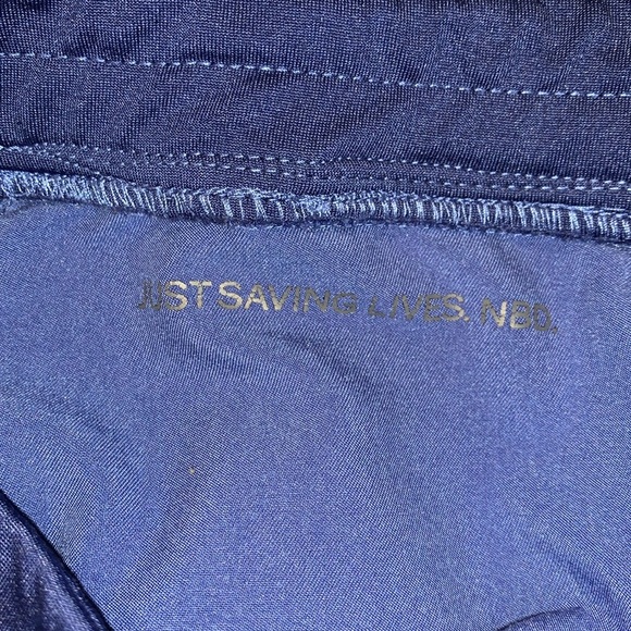 Gently Loved Authentic Technical Collection Zamora Jogger Scrub Pants by FIGS…. - Picture 7 of 10